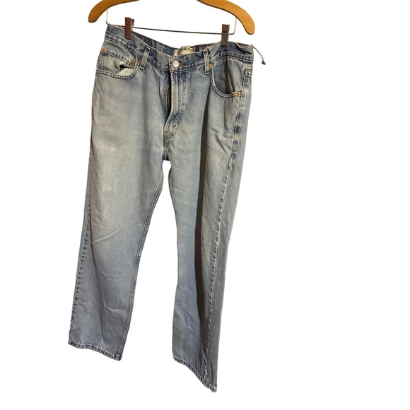 VTG Levi's 505 Regular Fit Jeans Men's W35 L30 Light Wash Classic Denim Pants - Picture 1 of 6